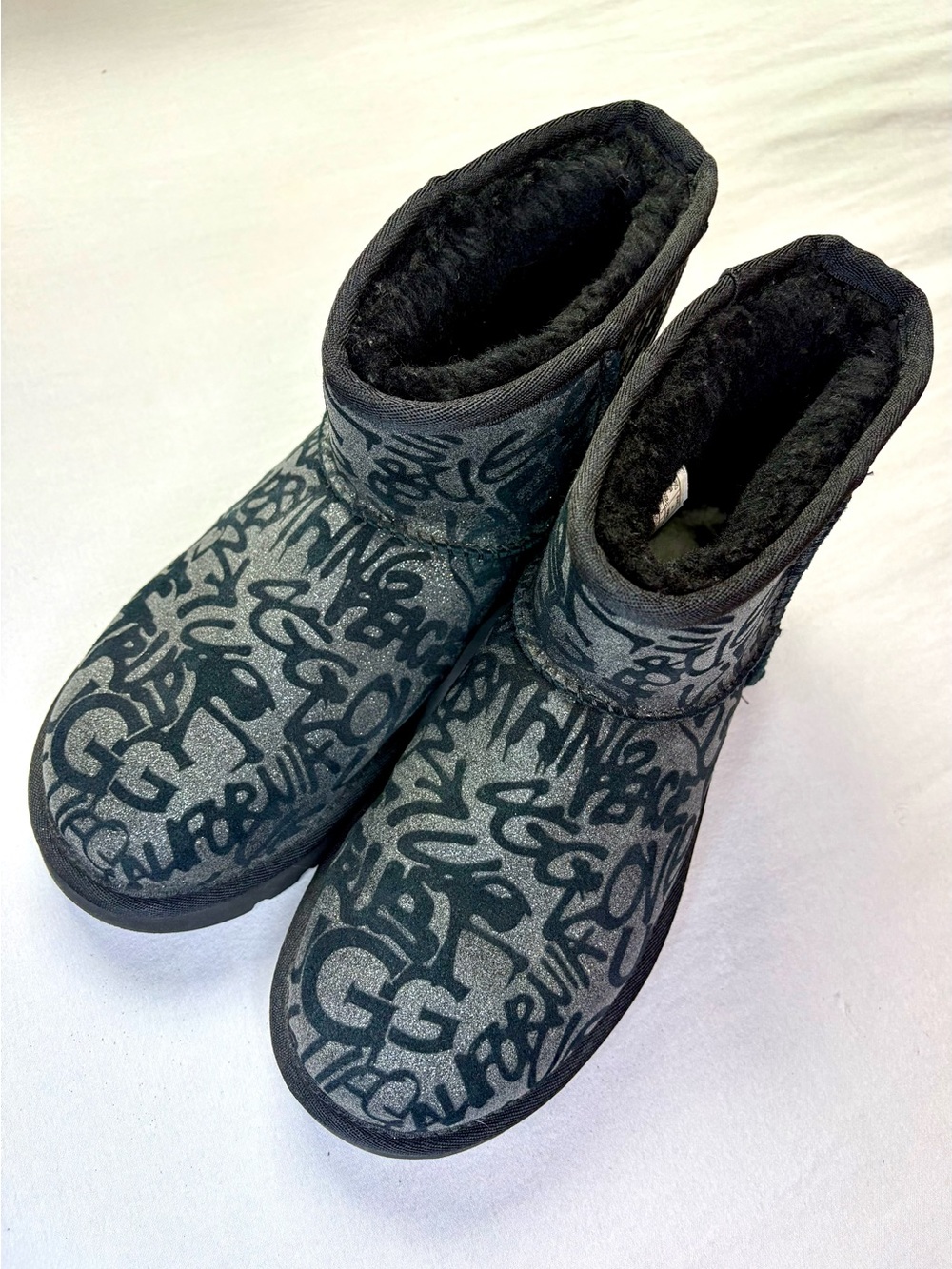 UGG Classic Mini Sparkle Graffiti Black Boots Women’s 7 1107034
